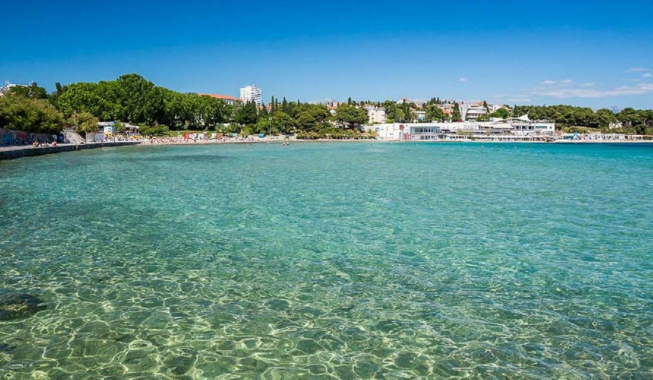 Apartament Anamarija-bacvice Split